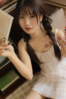 陪读妈妈又赔身张寒哲
